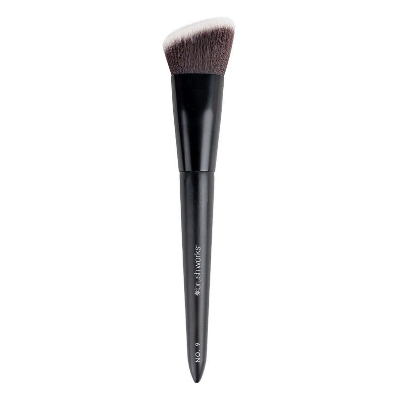 Brushworks No. 9 Angled Flat Top Foundation Buffing Brush